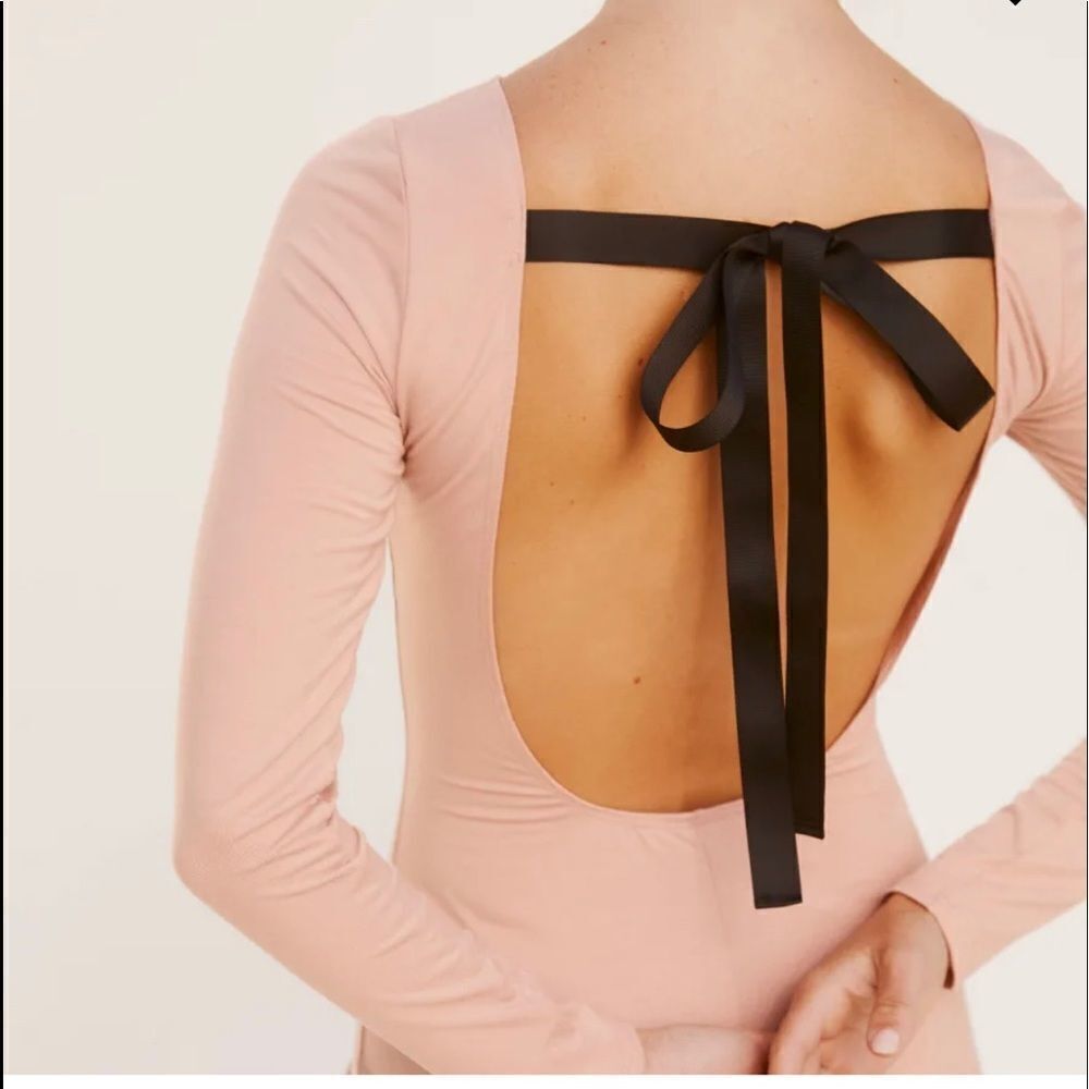 REFORMATION Mini Dress in Nude Blush with back tie Retail $118 NWT - Picture 8 of 10